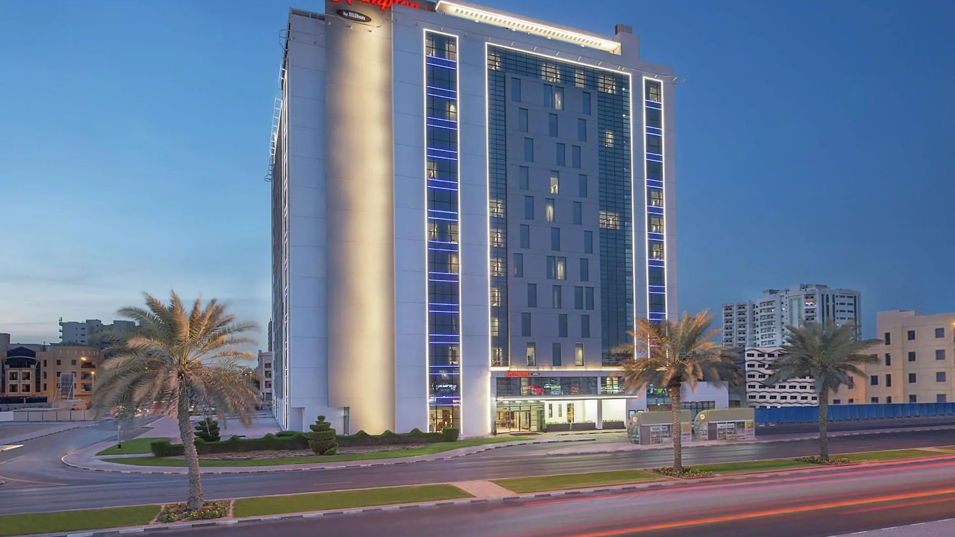 Hotel Hampton By Hilton Dubai Airport