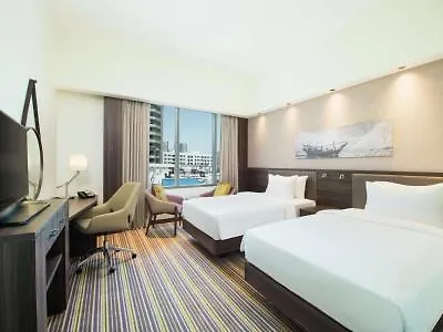 Hotel Hampton By Hilton Dubai Airport