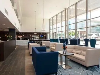 Hotel Hampton By Hilton Dubai Airport